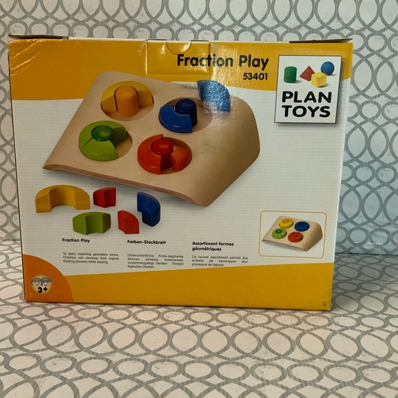 Plan Toys - NWT- Fraction Play set 53401 - Picture 3 of 5